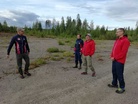 Kilpailukeskuksen mahdollisuuksia pohtimassa kesällä 2021. Mukana seuran pj Mika, Marjut, Urpo, Pentti ja Eija. 